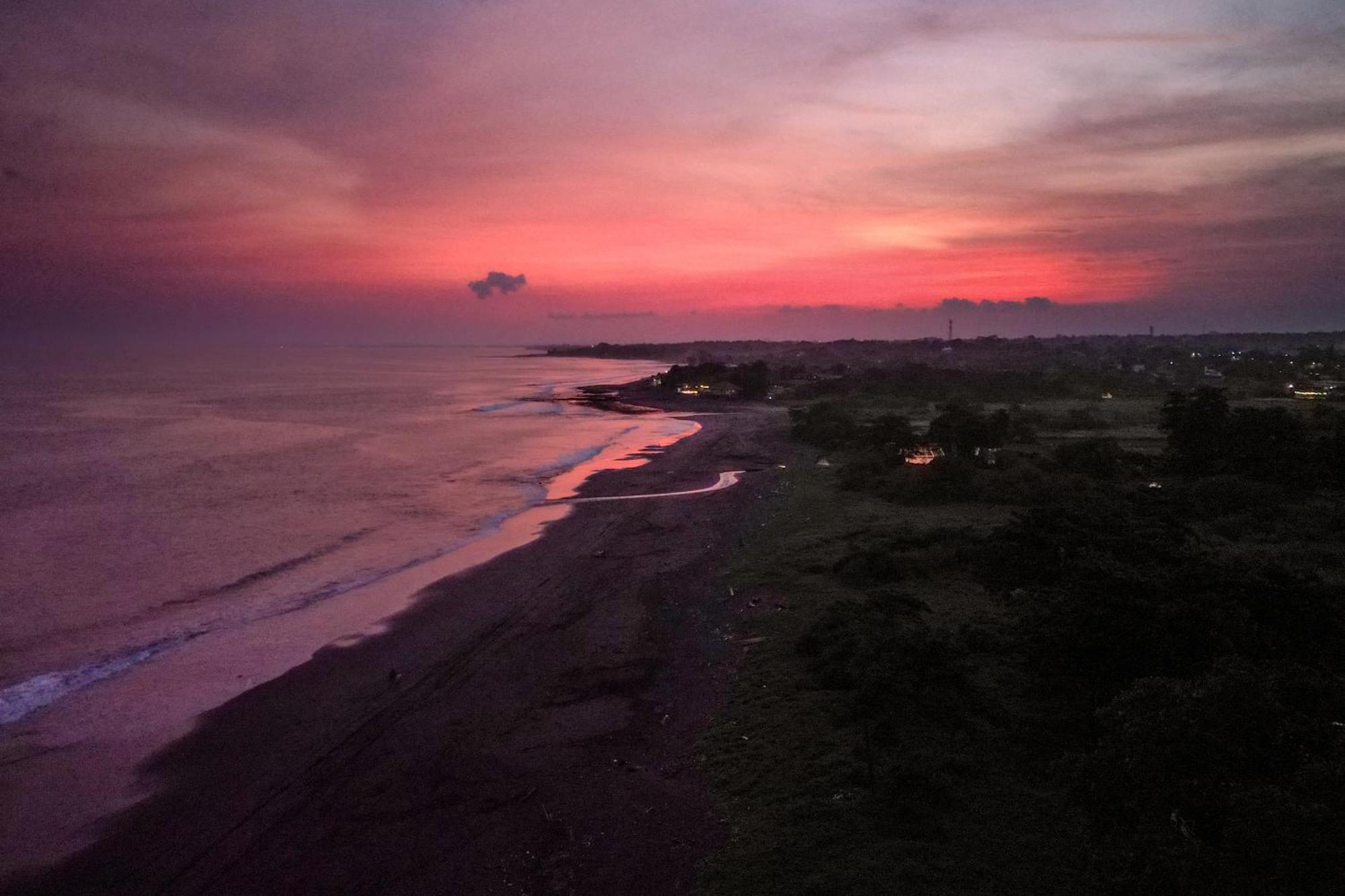 K Ko Surf Village At Keramas Lebih Buitenkant foto