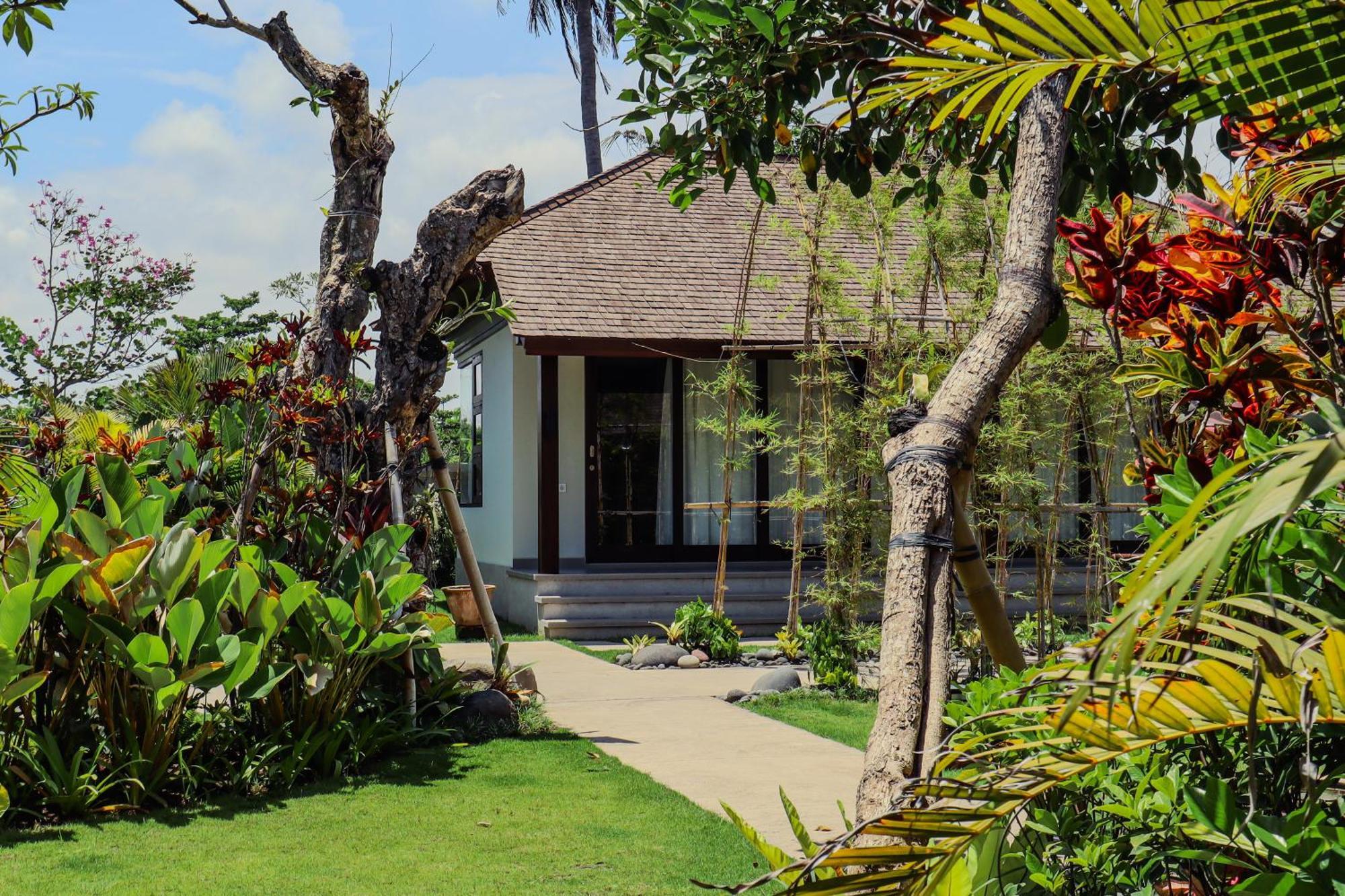 K Ko Surf Village At Keramas Lebih Buitenkant foto