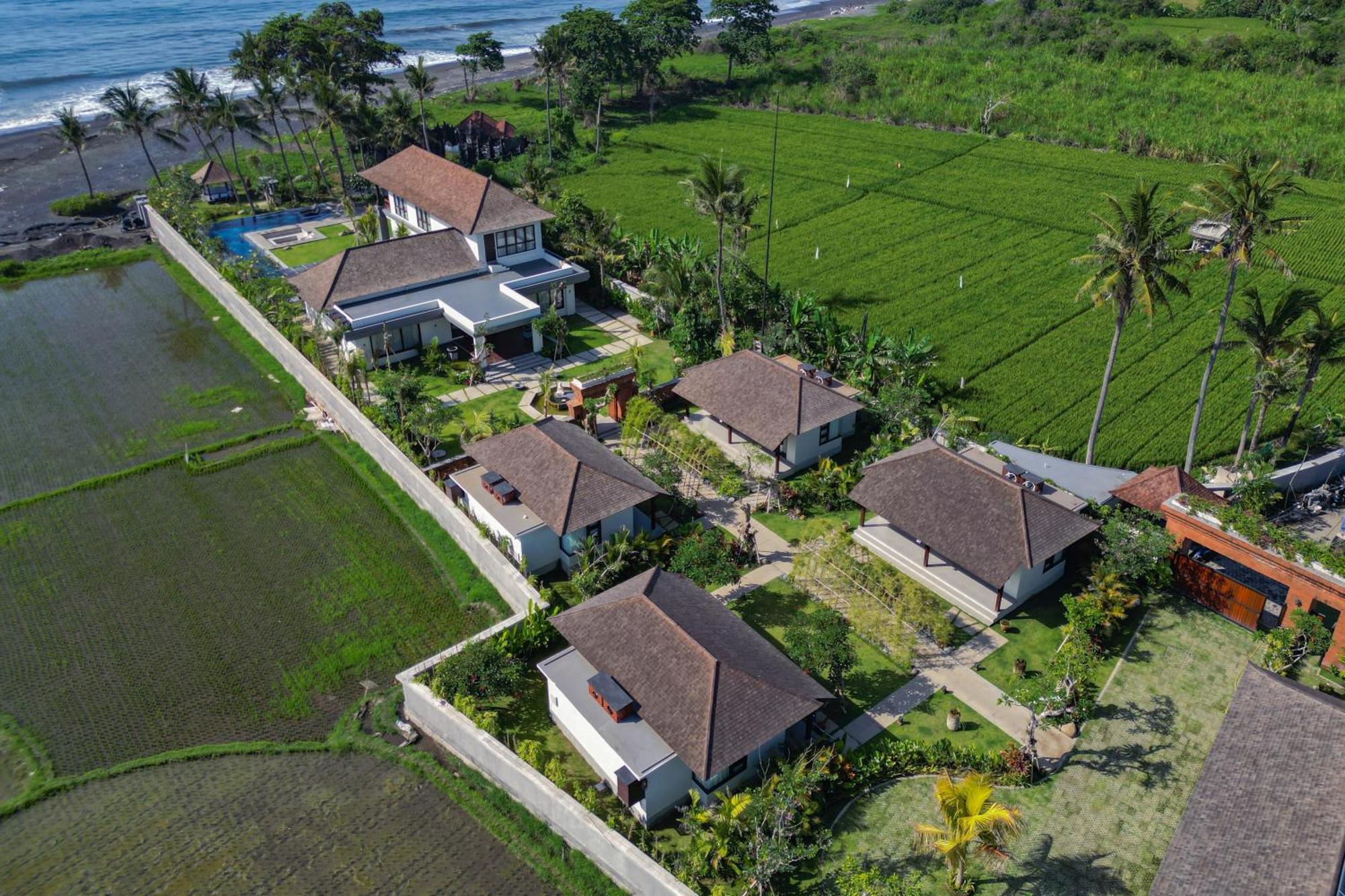 K Ko Surf Village At Keramas Lebih Buitenkant foto